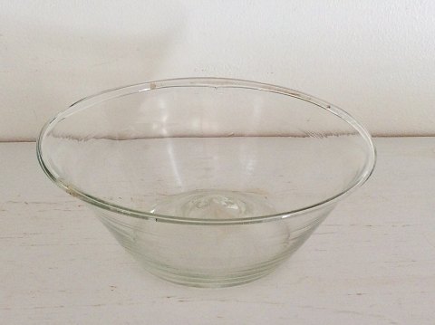 Tykmælk skål 
15cm i diameter
5,2cm høj