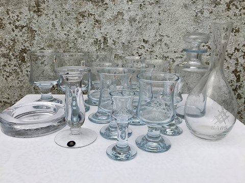 Glas bestellen: Skt. Orden von Andreas.
Holmegaard
Glas / Karaffe 
* Insgesamt 1000kr