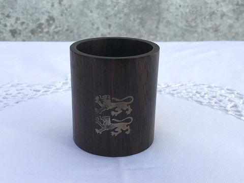 Hans Hansen
Rosewood cup with lions in sterling silver
* 900 DKK