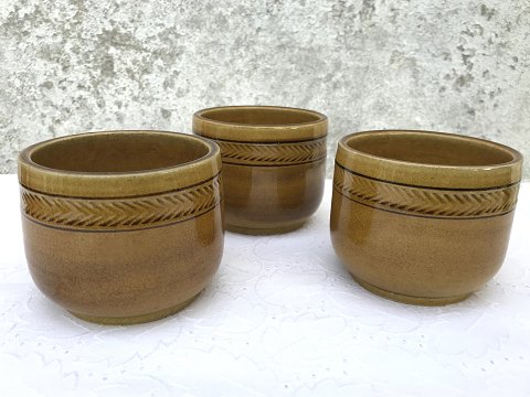 Kähler keramik
Urtepotteskjuler
Gul glasur
*300kr