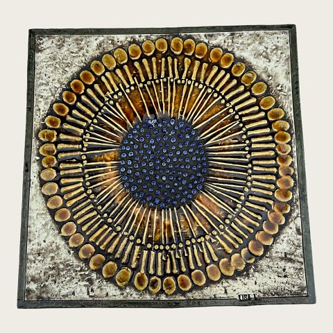 Lisa Larsen
Keramisches Relief
Sonnenblume
*DKK 1700
