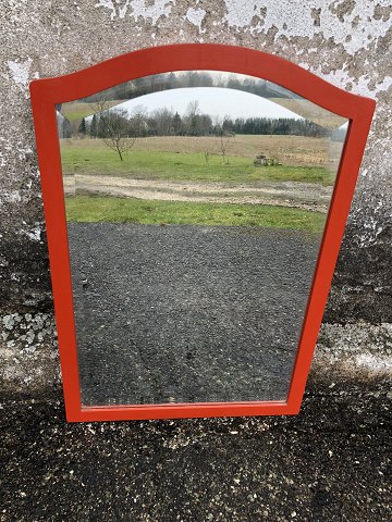 Mirror
Painted frame
DKK 400