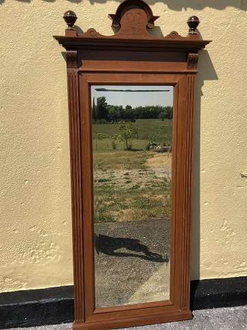 Großer facettierter Spiegel
1450 DKK