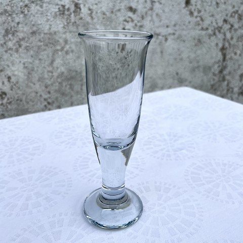 Flute glass
