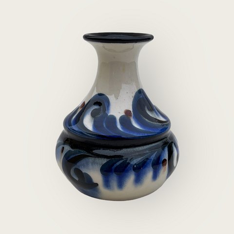 Kohornsbemalet keramik
Vase
*300Kr