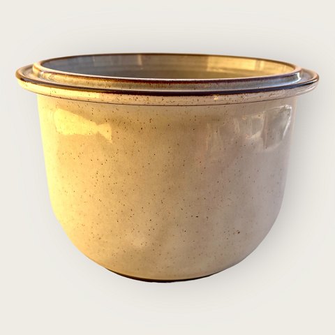 Stogo stoneware
Bowl
*DKK 300