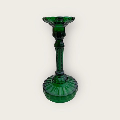 Pressed glass
Green candlestick
*DKK 300