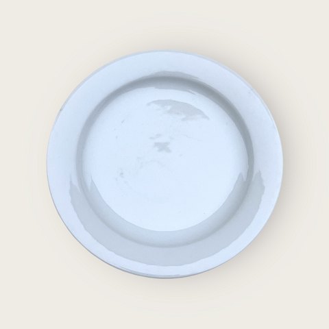 Bing & Grondahl
White cake plate
#306
*DKK 75