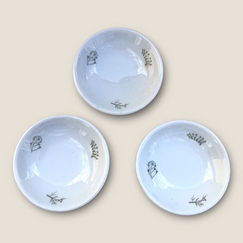 Royal C: Other porcelain