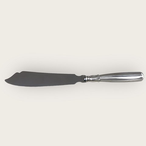 Lotus
Layer cake knife
Silver / steel
W&S Sorensen
DKK 425