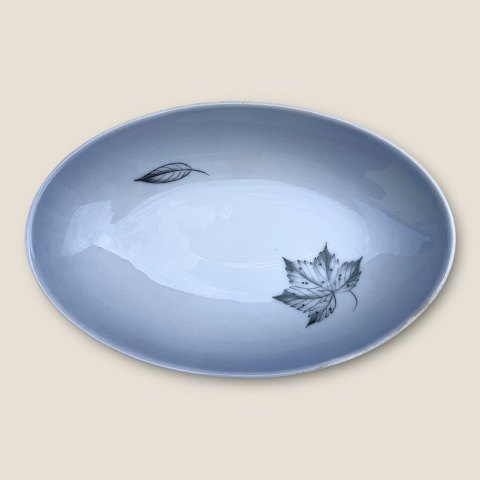 Bing & Grøndahl
Fall of leaves / Lövfald
Small platter
# 38
* DKK 50