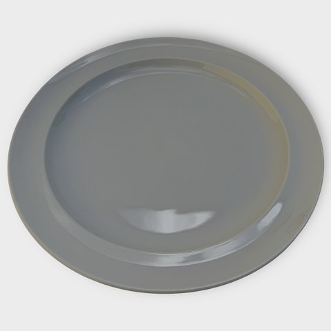 Royal Copenhagen
Hvidpot
Stor tallerken
#6296
*275kr