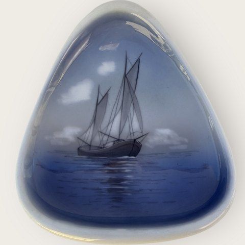Various porcelain