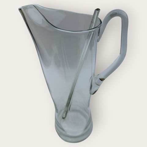 Glass jug
with stirring stick
*DKK 350