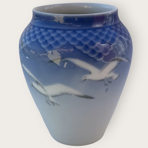 Bing & GrondahlMöwe ohne GoldVaseNr. 681*225 DKK