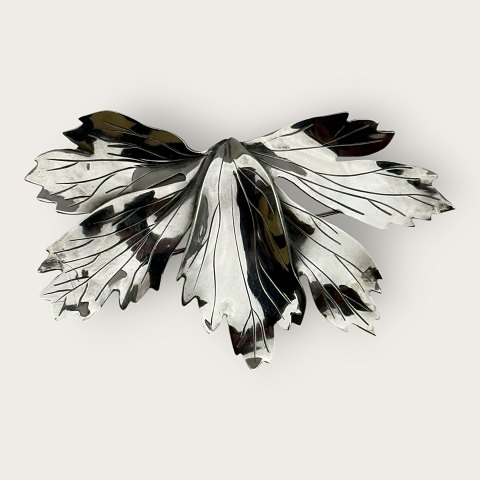 Gertrud EngelA. MichelsenBrooch1075kr