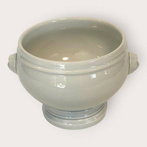 PillivuytDeposeBowl with lion heads*DKK 100
