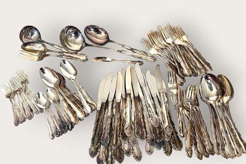 English large silver plated cutlery*DKK 900 in total