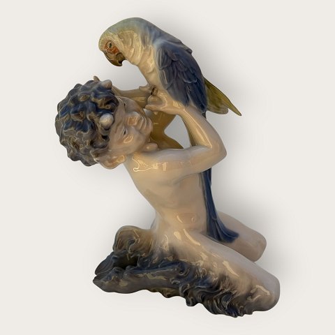 Royal CopenhagenFaun med papegøje#752*1400kr