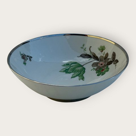 Green ValløCopenhagen Porcelain PaintingBowl*DKK 175