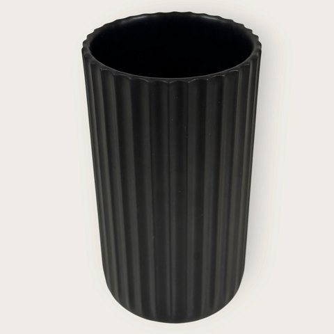 Lyngby VaseSchwarz*DKK 125