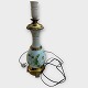 Ældre bordlampe
Glas / messing
*850kr