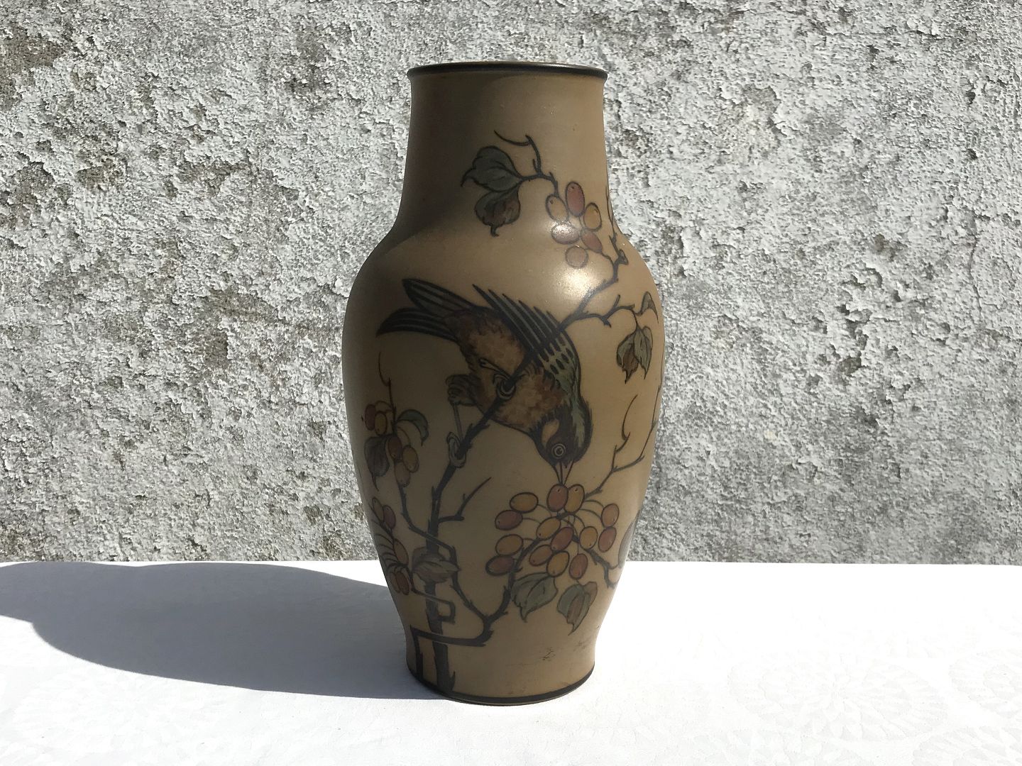 Klimaanlæg ignorere Hører til Moster Olga - Antik & Design - Bornholmsk keramik * Hjorth * Vase * *375kr  - Bornholmsk keramik * Hjorth * Vase * *375kr